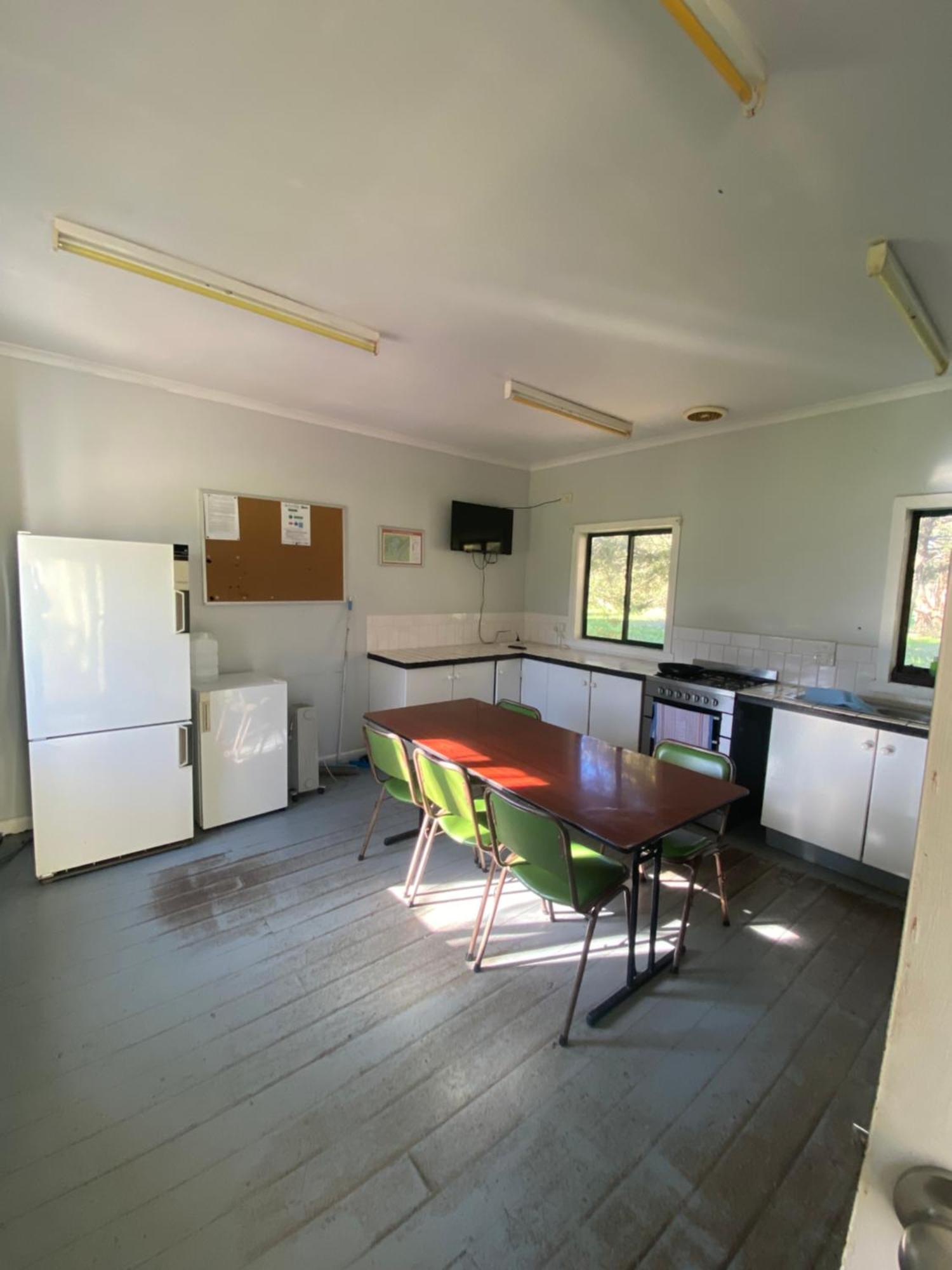 Big4 Breeze Holiday Parks - Eildon Exterior foto